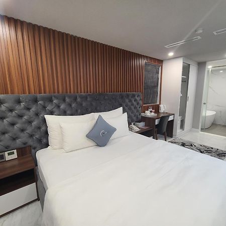 The Moon Hotel 3 호치민 외부 사진